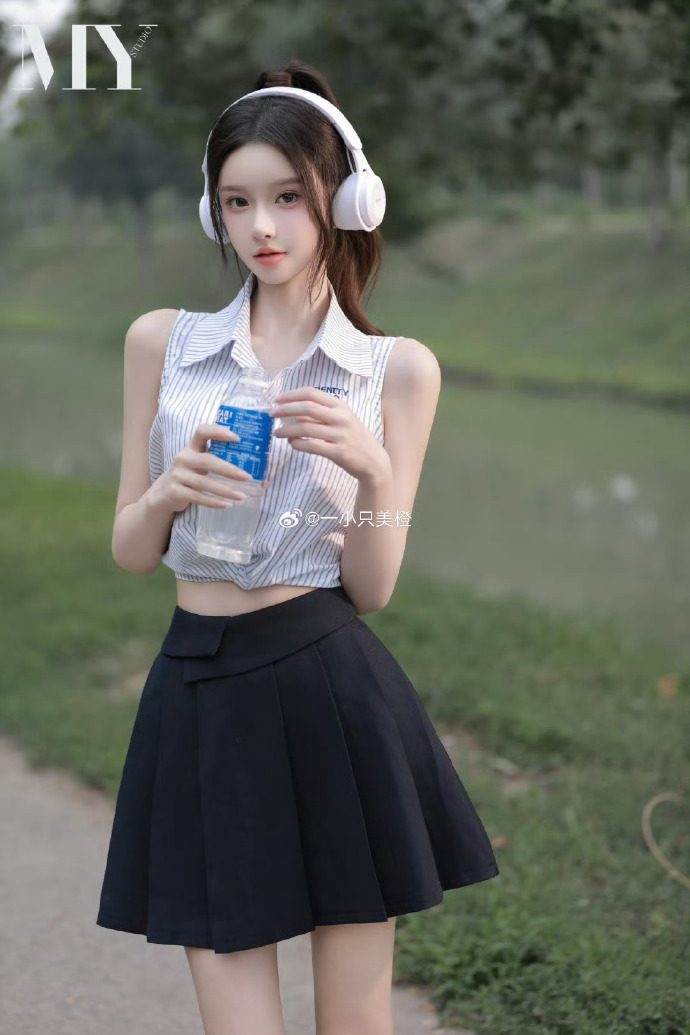 素媛 封面